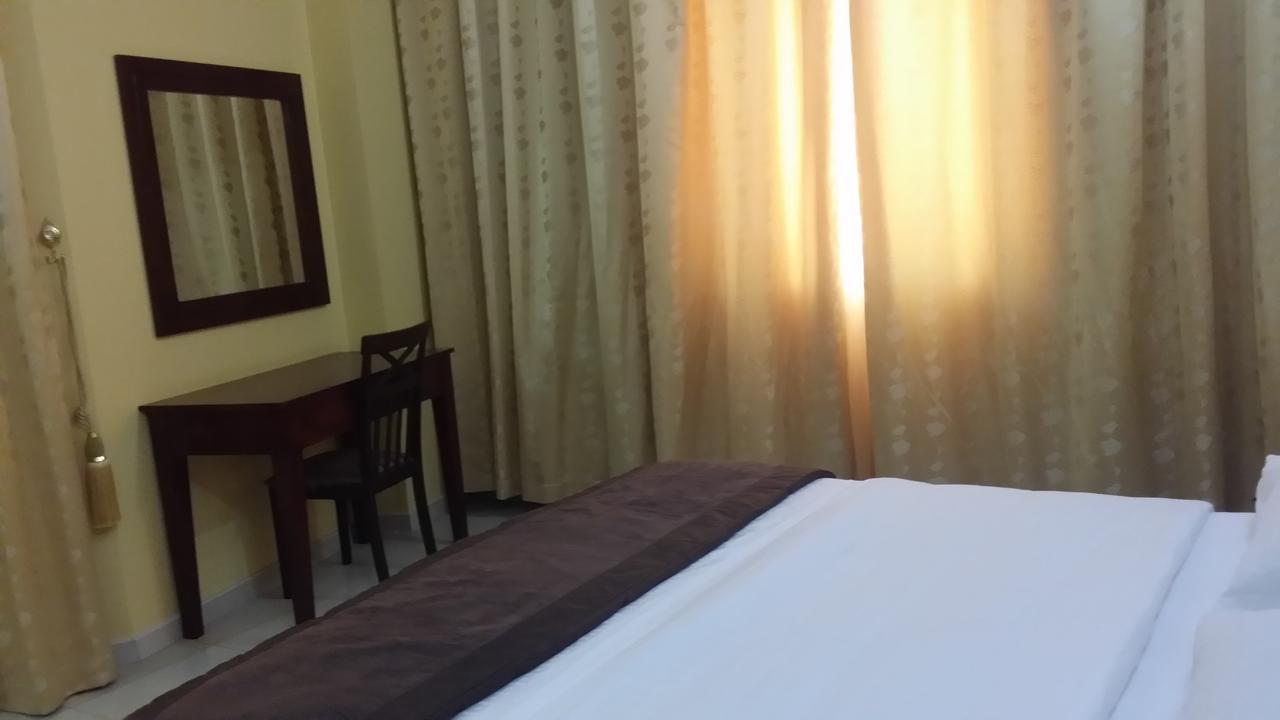 Aryana Hotel Al Buraimi Exterior foto